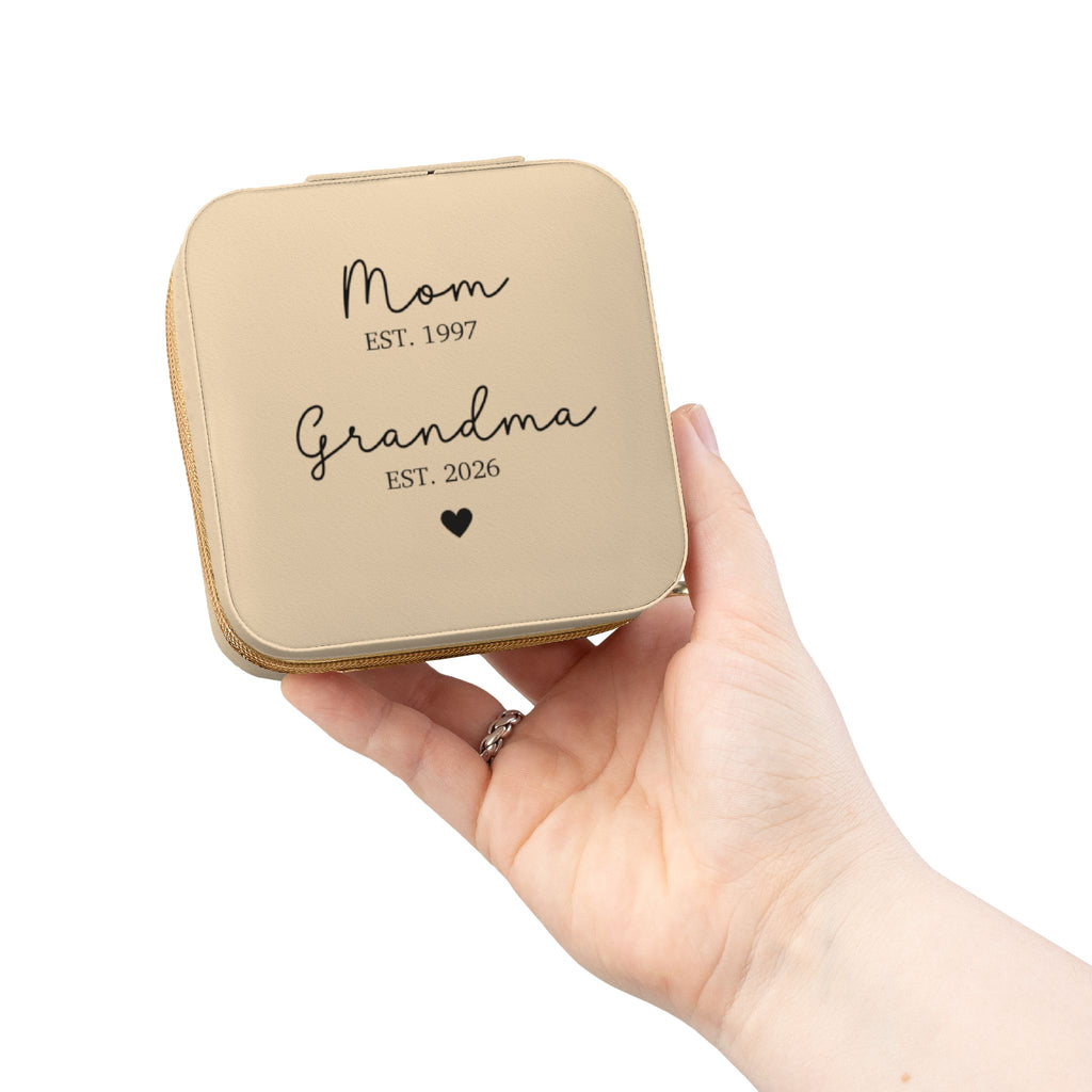 Personalized Mom Grandma Jewelry Travel Case — Compact Bridal & Mother’s Day Gift