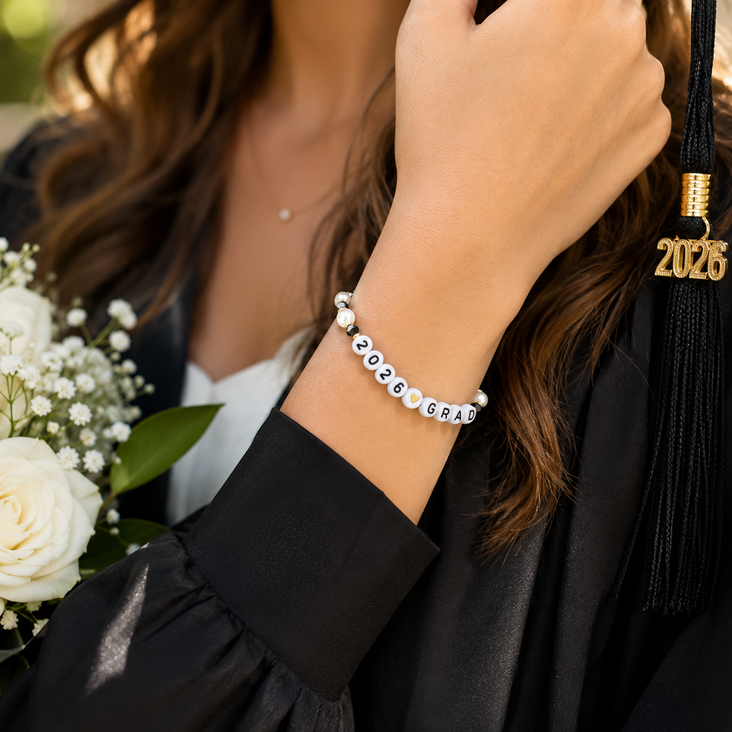 Personalized Class of 2026 Graduation Bracelet • Senior Gift for Her • Beaded Grad Bracelet • Grad Jewelry Keepsake • Custom 2026 Bracelet
