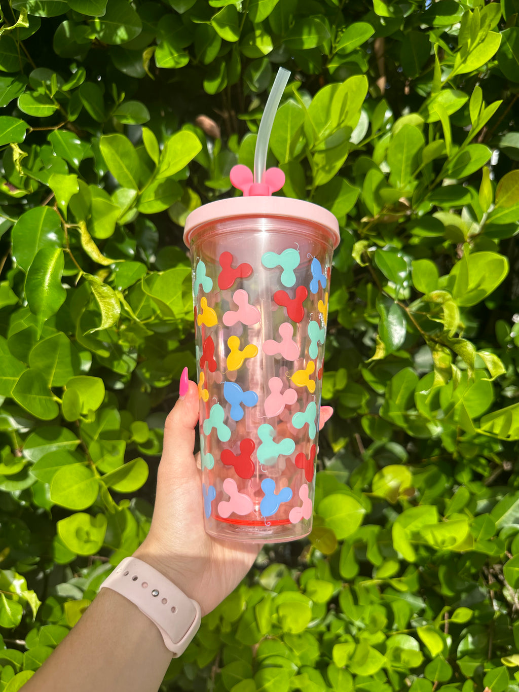 Reusable tumbler with silicon straw topper