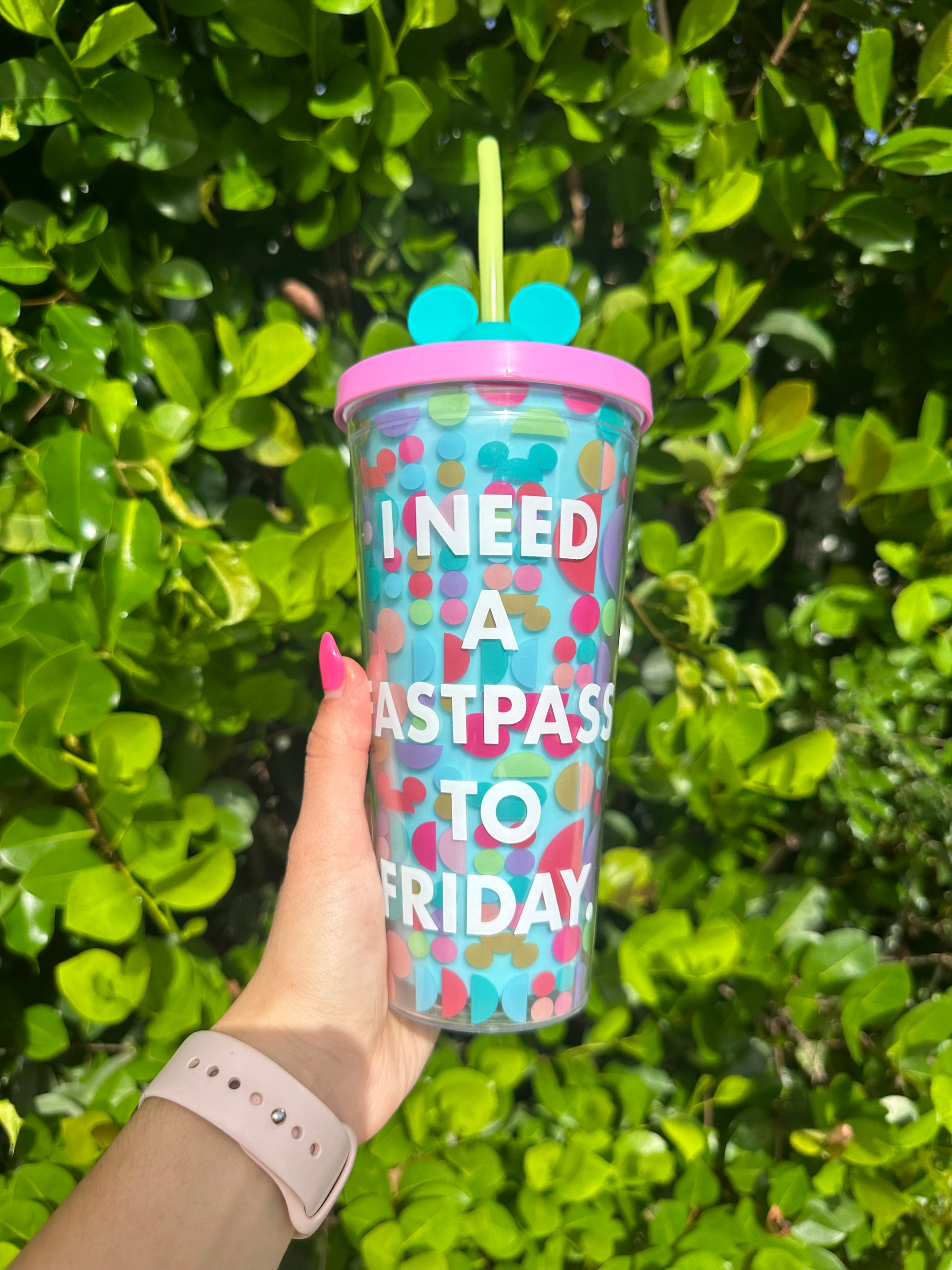 Reusable tumbler with silicon straw topper