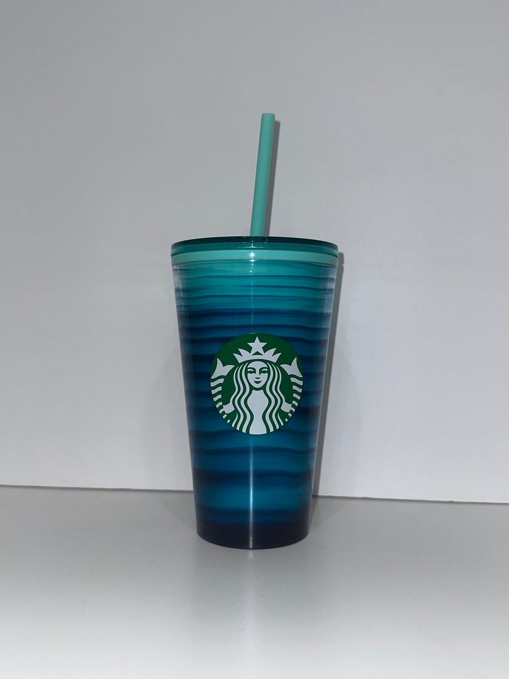 2022 Blue wave ombre 16 oz tumbler