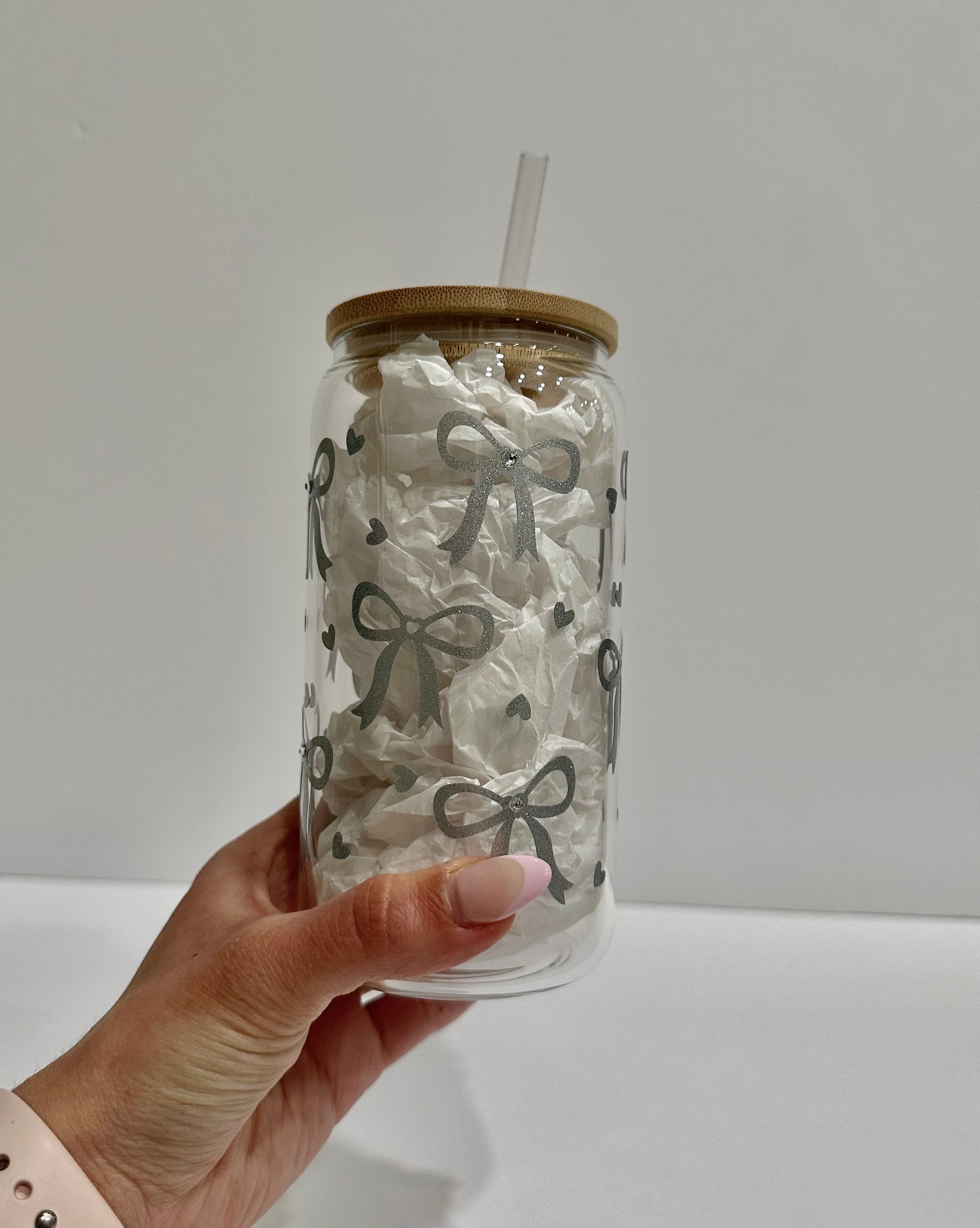16 oz Rhinestone Bow Libbey Glass Cup with Bamboo Lid & Straw