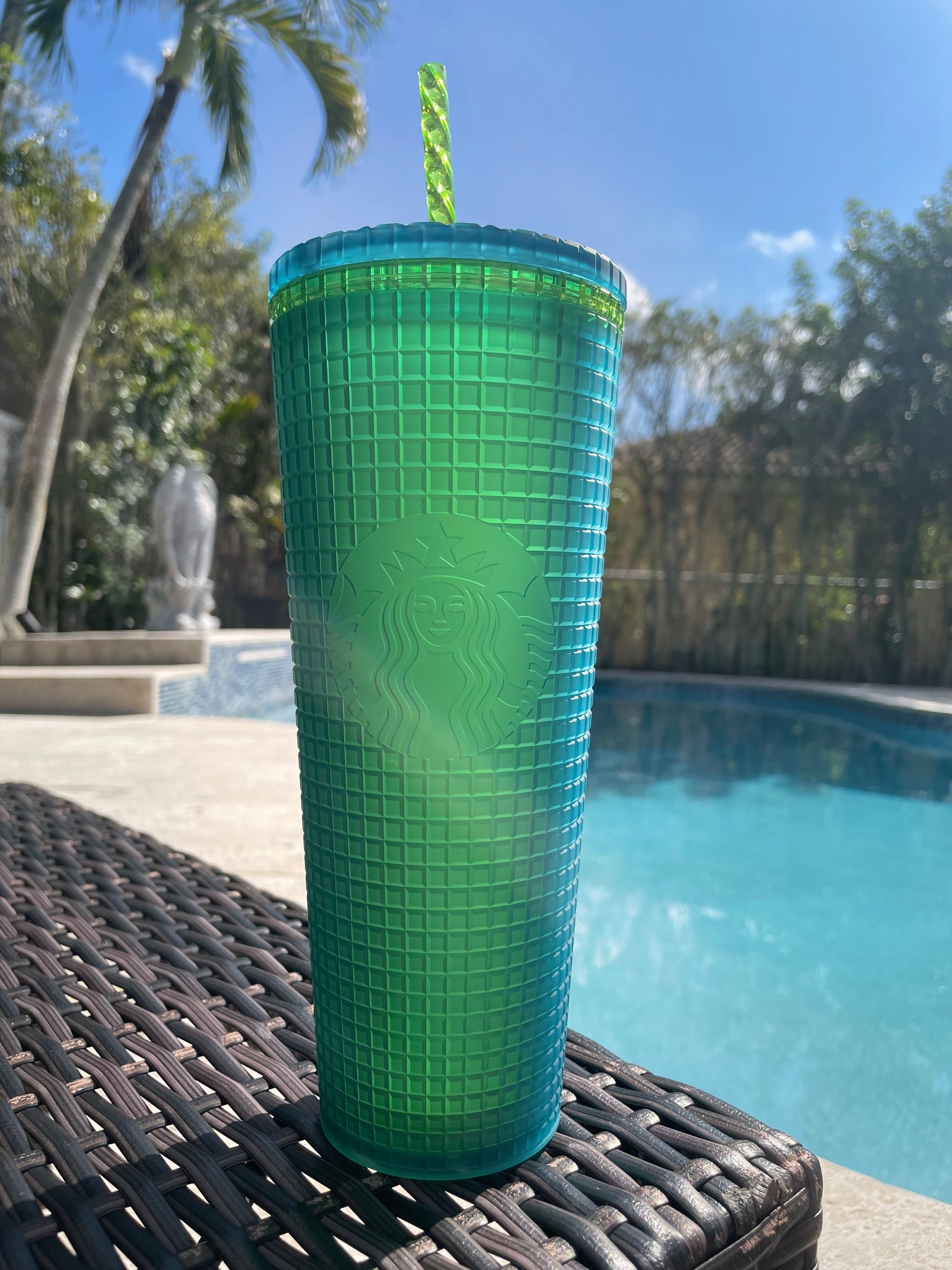 Green Soft touch Grid Tumbler