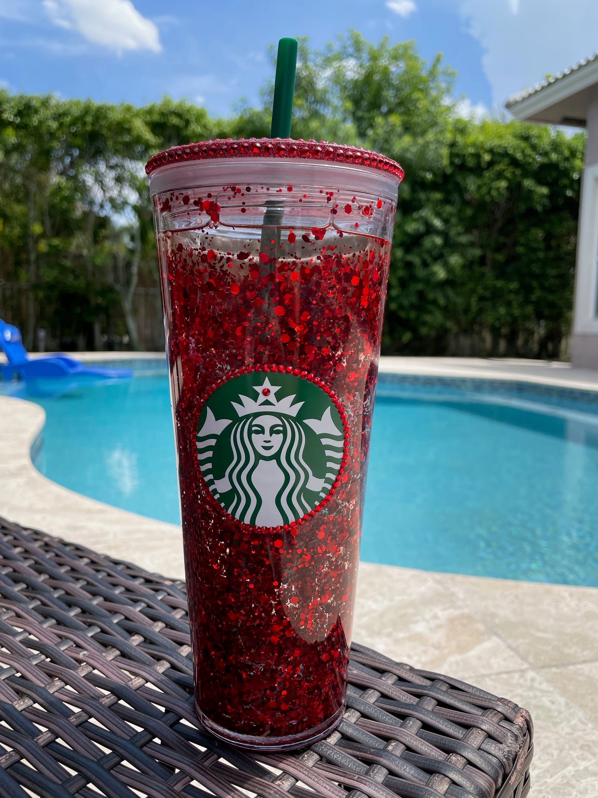 Red Glitter Snow Globe Venti Tumbler
