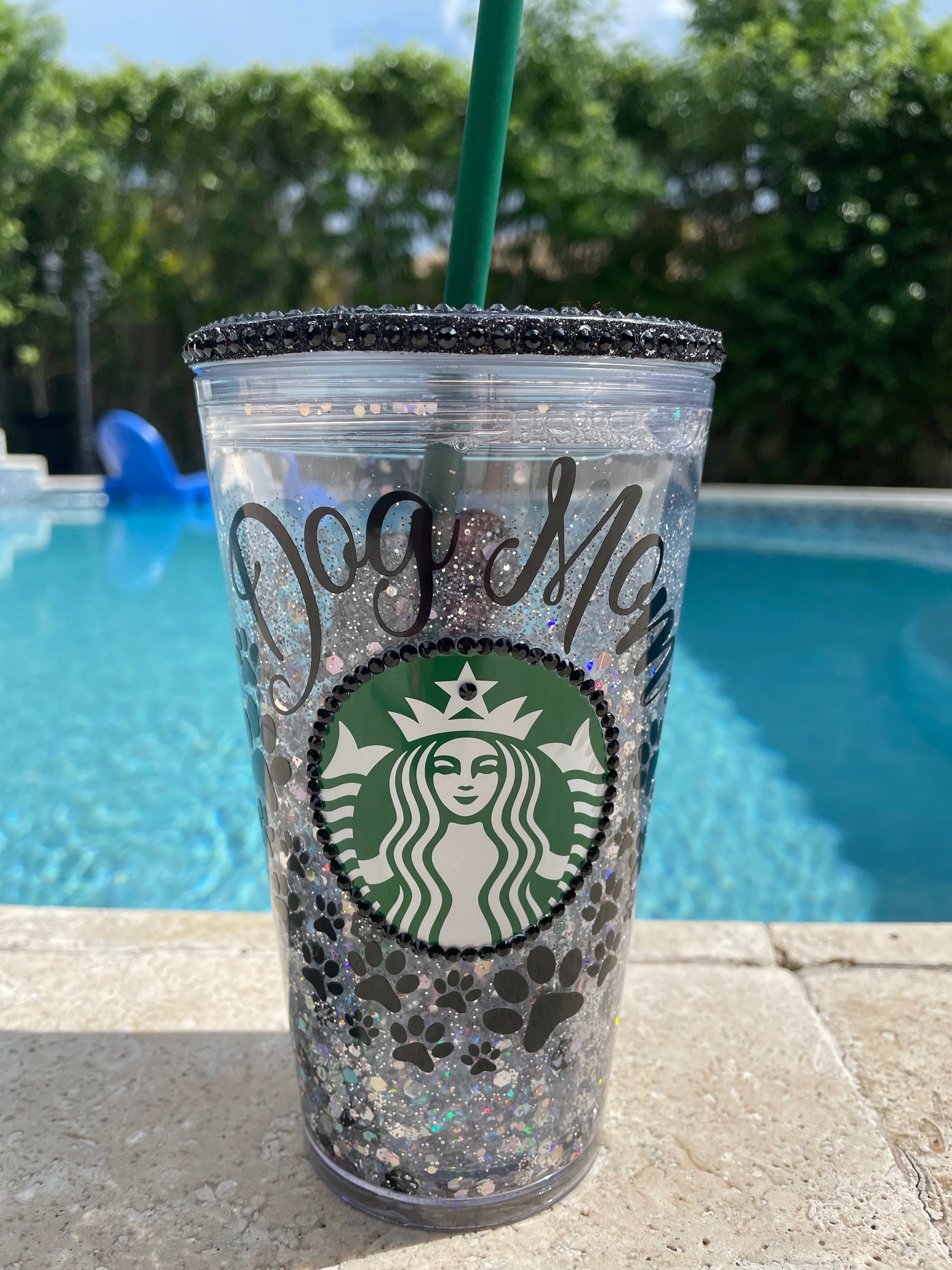 Dog mom Snow Globe Grande Tumbler