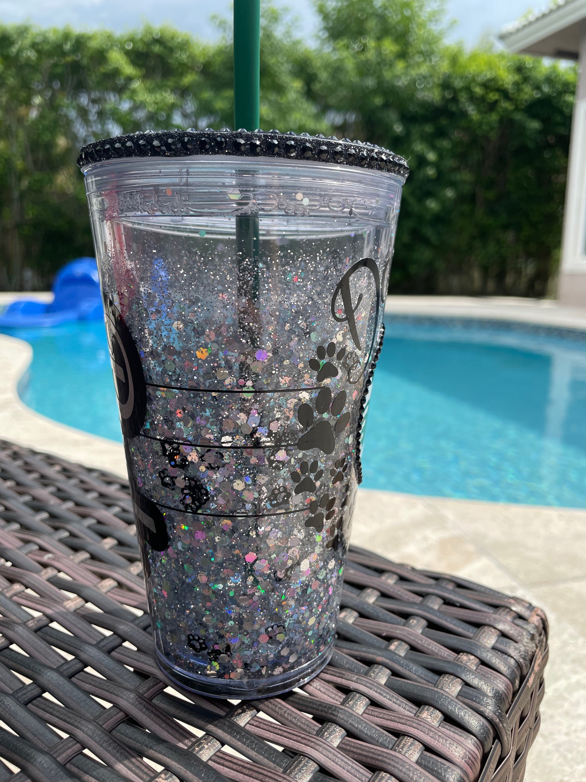 Dog mom Snow Globe Grande Tumbler